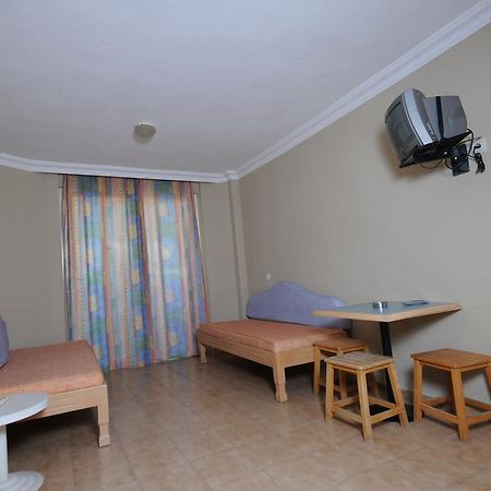 Selen Apart Icmeler Exterior photo