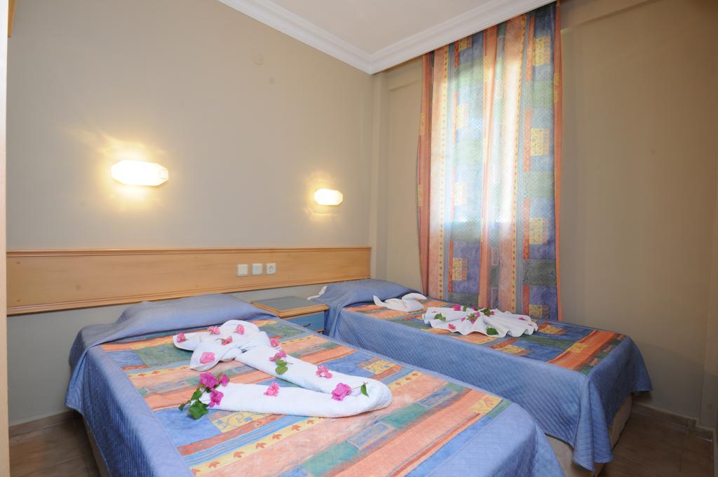 Selen Apart Icmeler Exterior photo