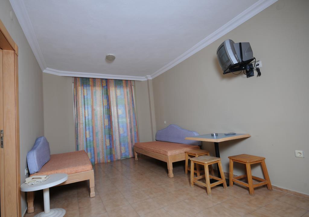 Selen Apart Icmeler Exterior photo